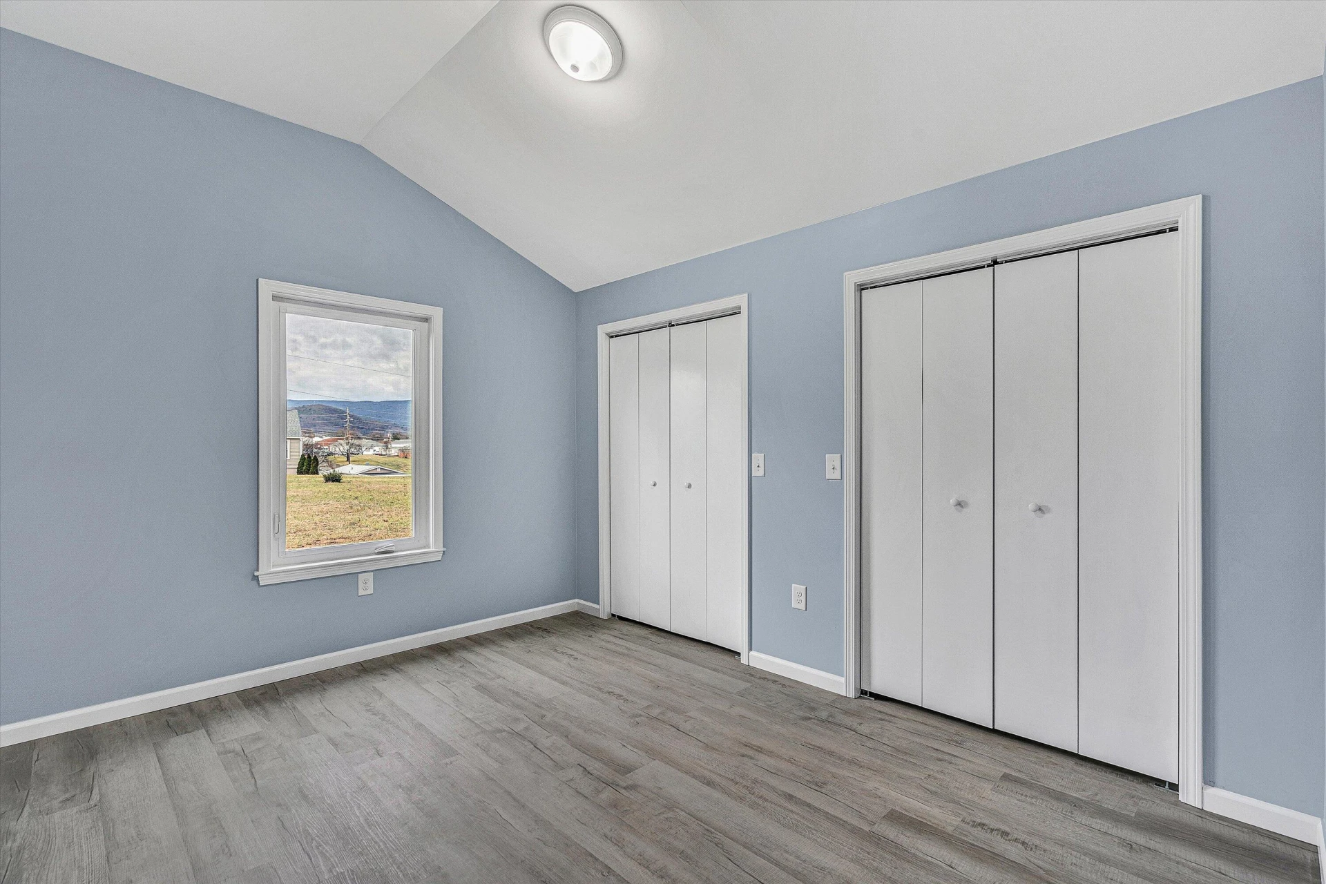 306 Carey AVE - Photo 8