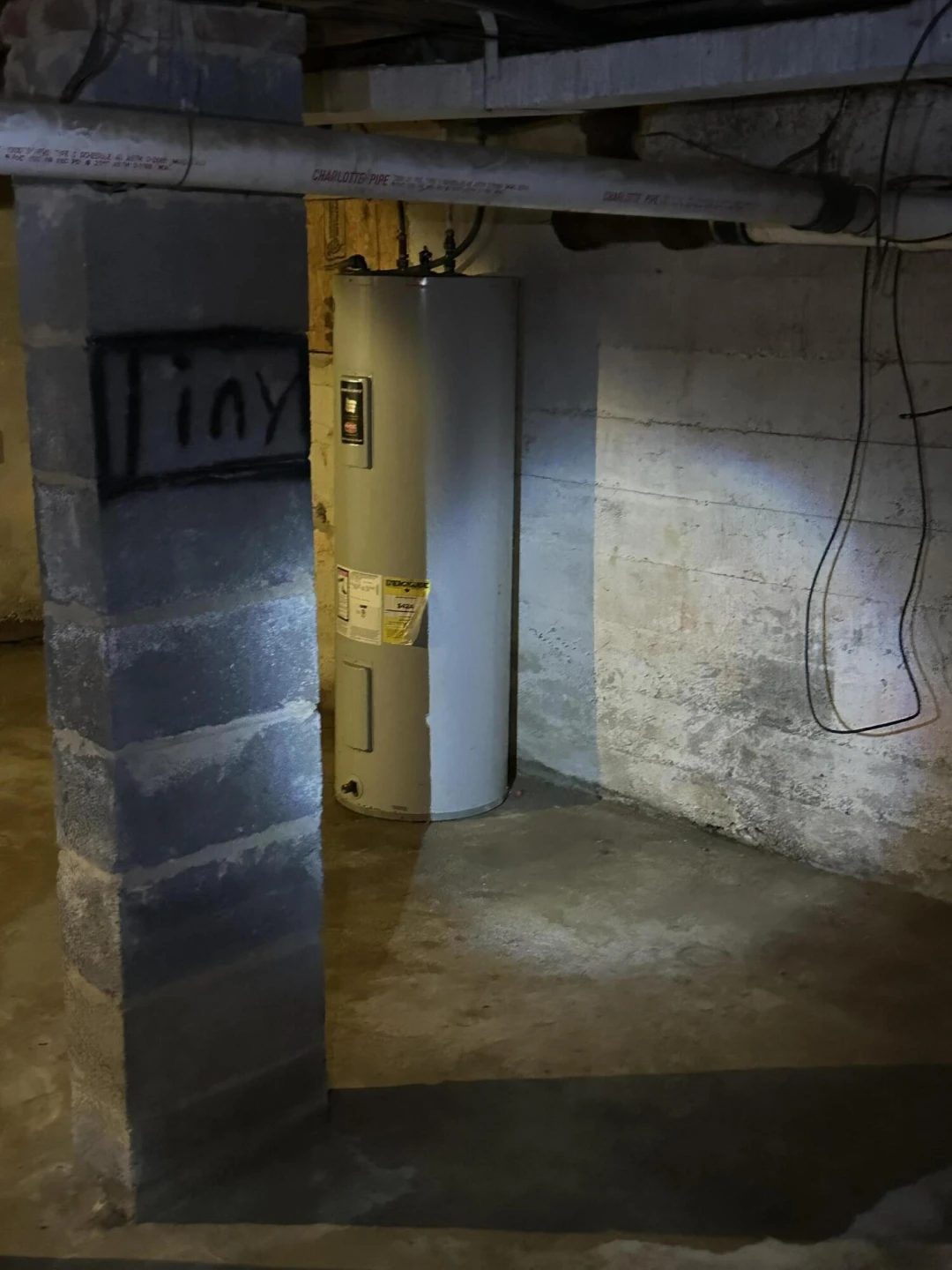 1012 Hunt AVE - Photo 14