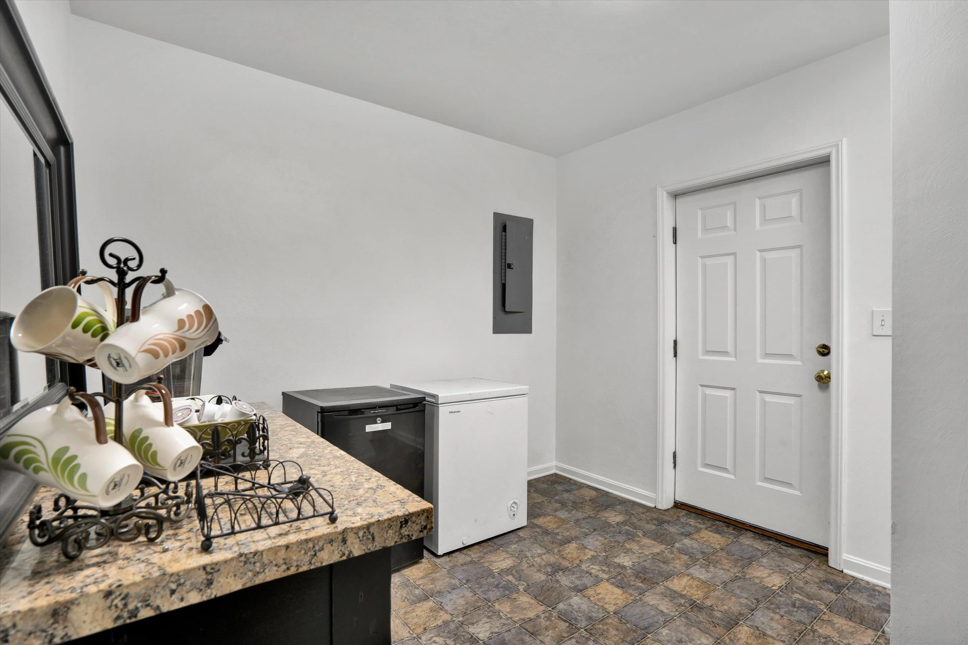 6626 Hartman CT - Photo 21
