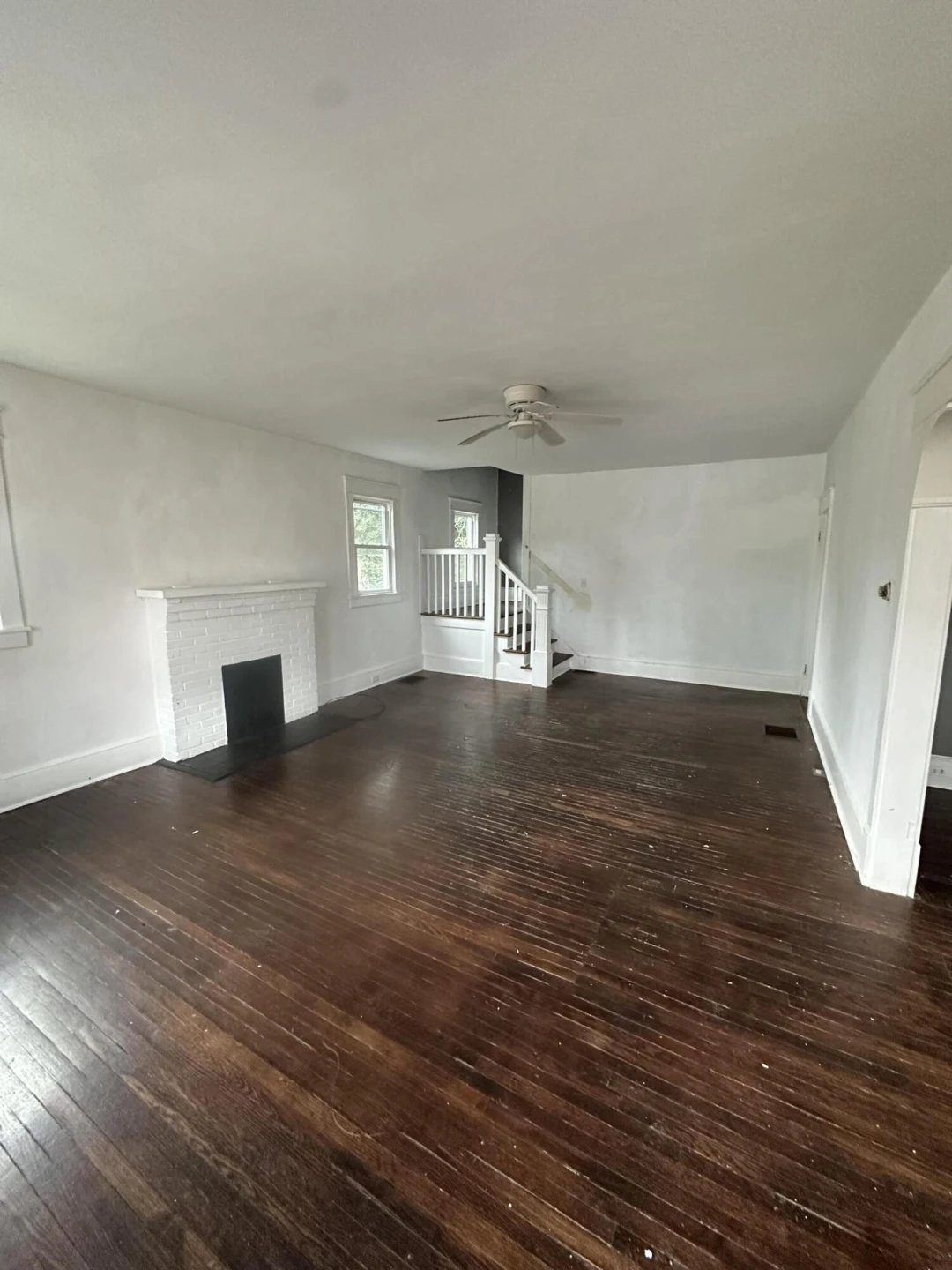 1107 14th ST - Photo 2