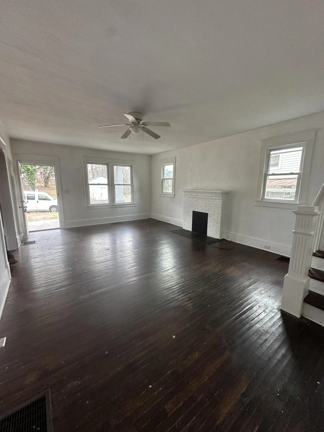 1107 14th ST - Photo 6