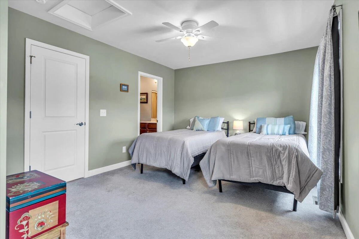 59 Broad ST - Photo 35