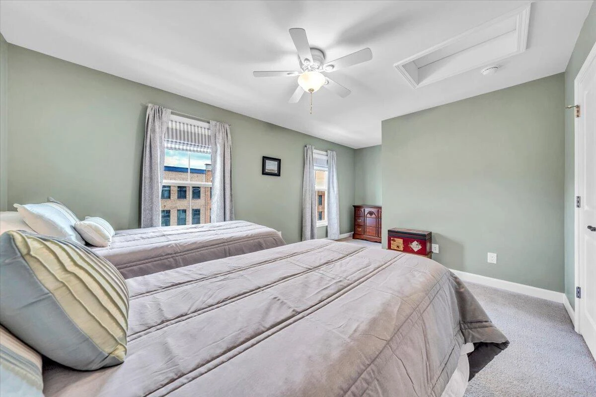 59 Broad ST - Photo 36