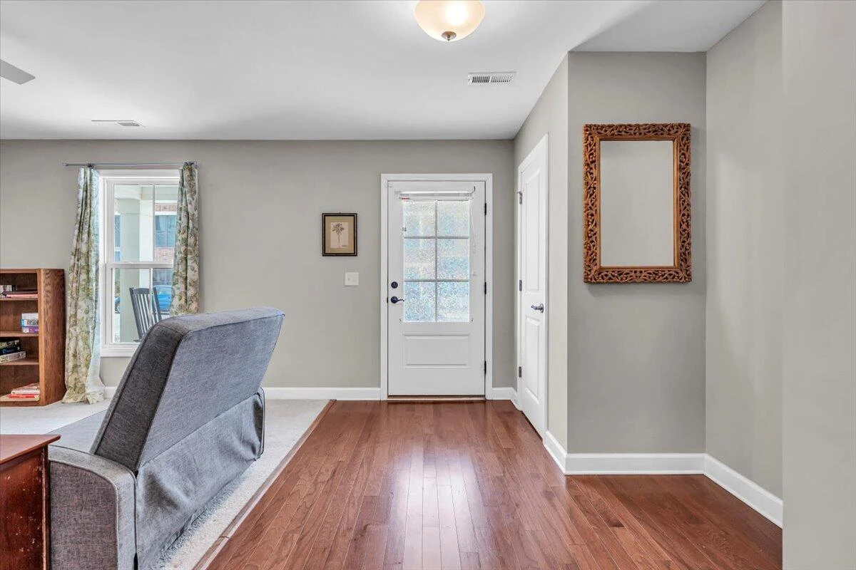 59 Broad ST - Photo 4