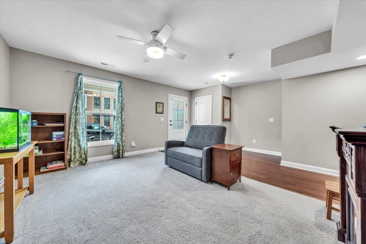 59 Broad ST - Photo 7