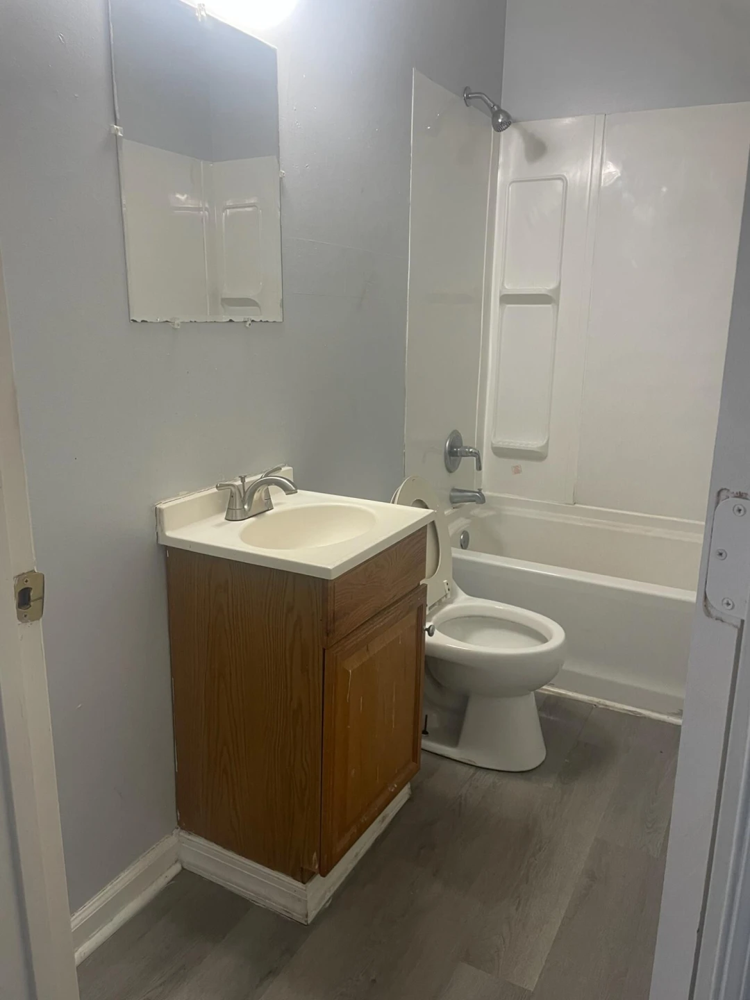1110 Campbell AVE - Photo 10