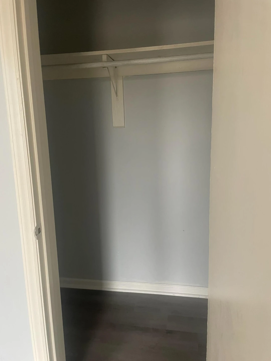 1110 Campbell AVE - Photo 4