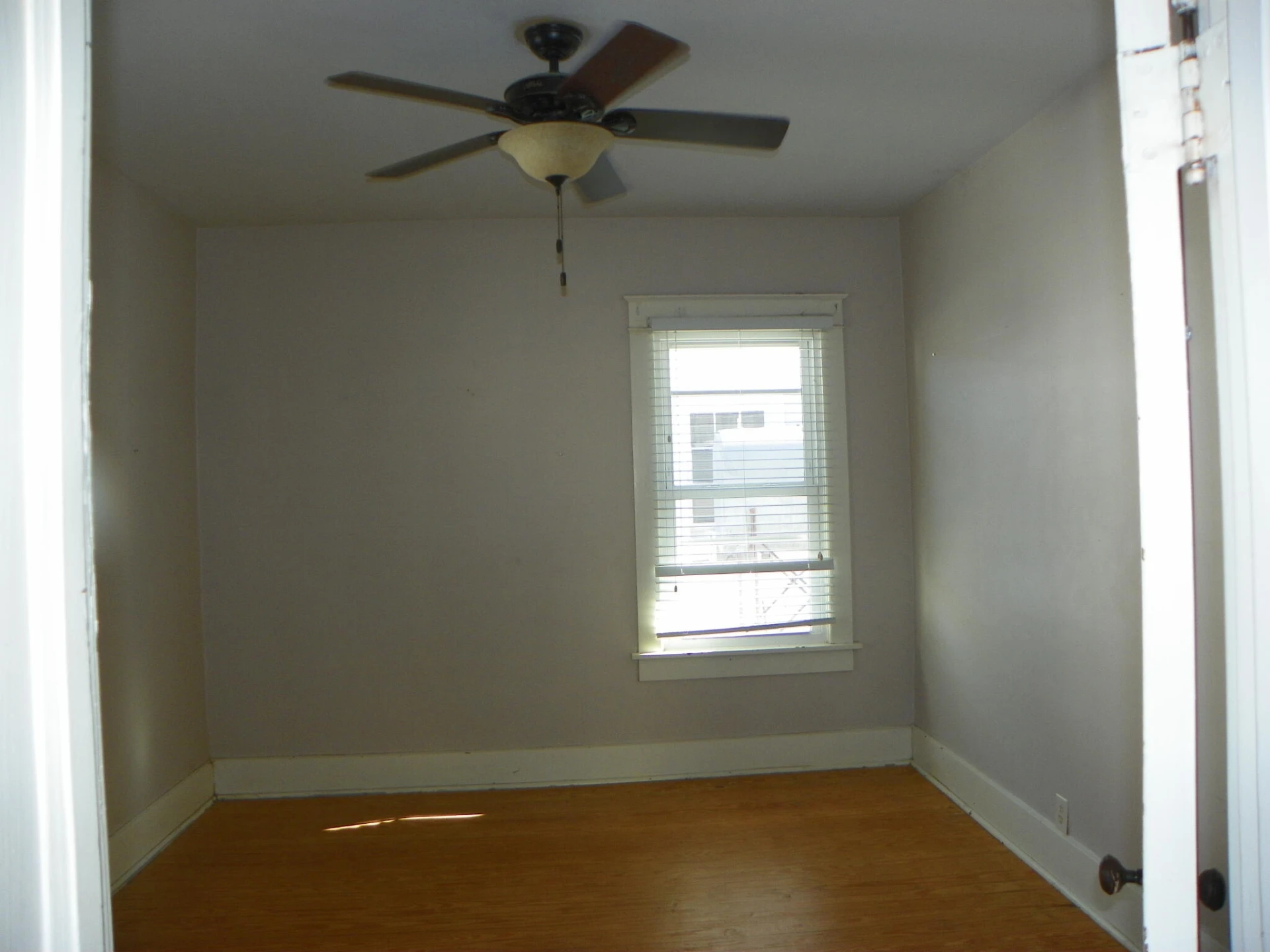 841 Front ST - Photo 16