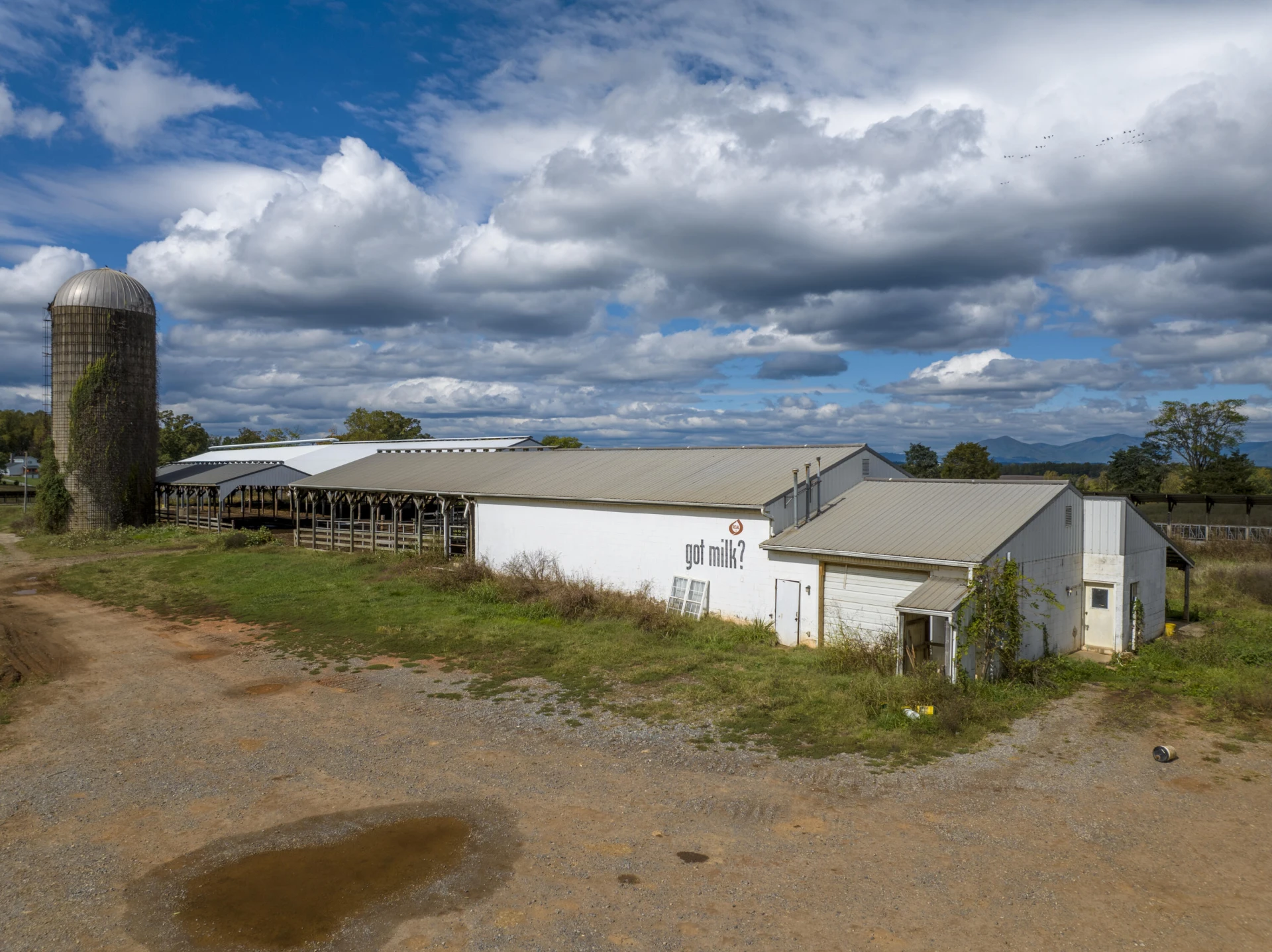 9961 Falling Creek RD - Photo 14