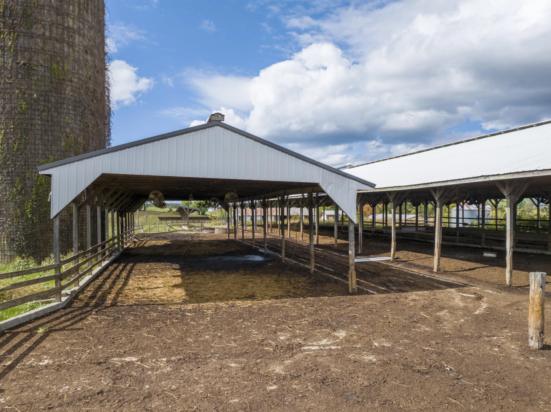 9961 Falling Creek RD - Photo 18