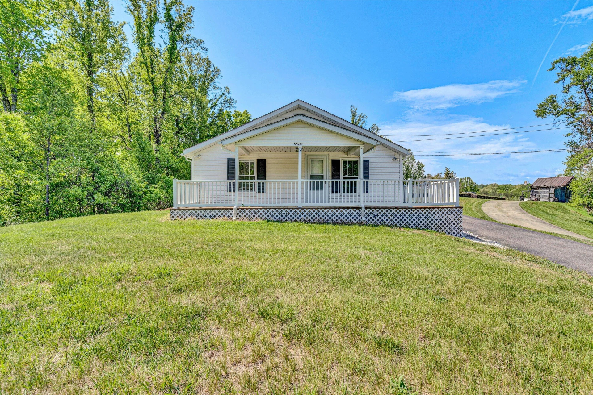 5678 Yellow Mountain RD - Photo 2