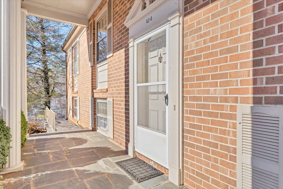 124 Sunset DR - Photo 29
