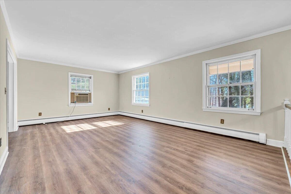 124 Sunset DR - Photo 3
