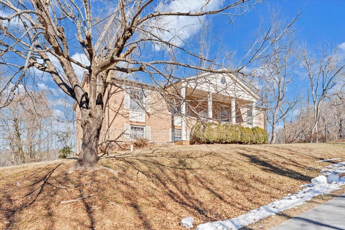 124 Sunset DR - Photo 35