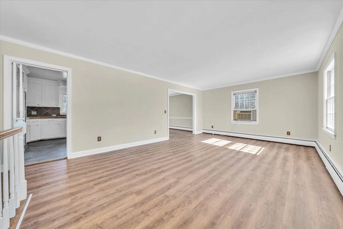 124 Sunset DR - Photo 4