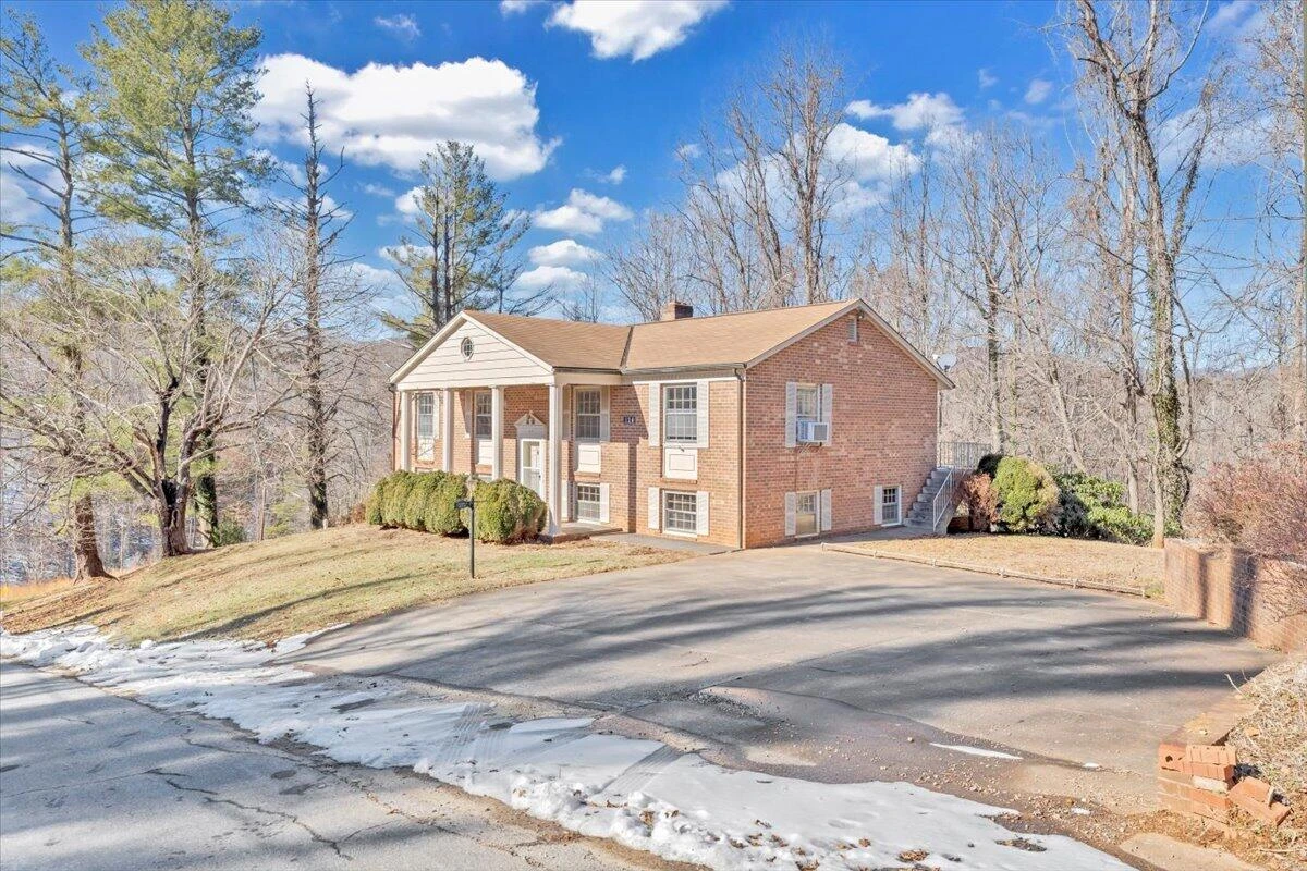 124 Sunset DR - Photo 44
