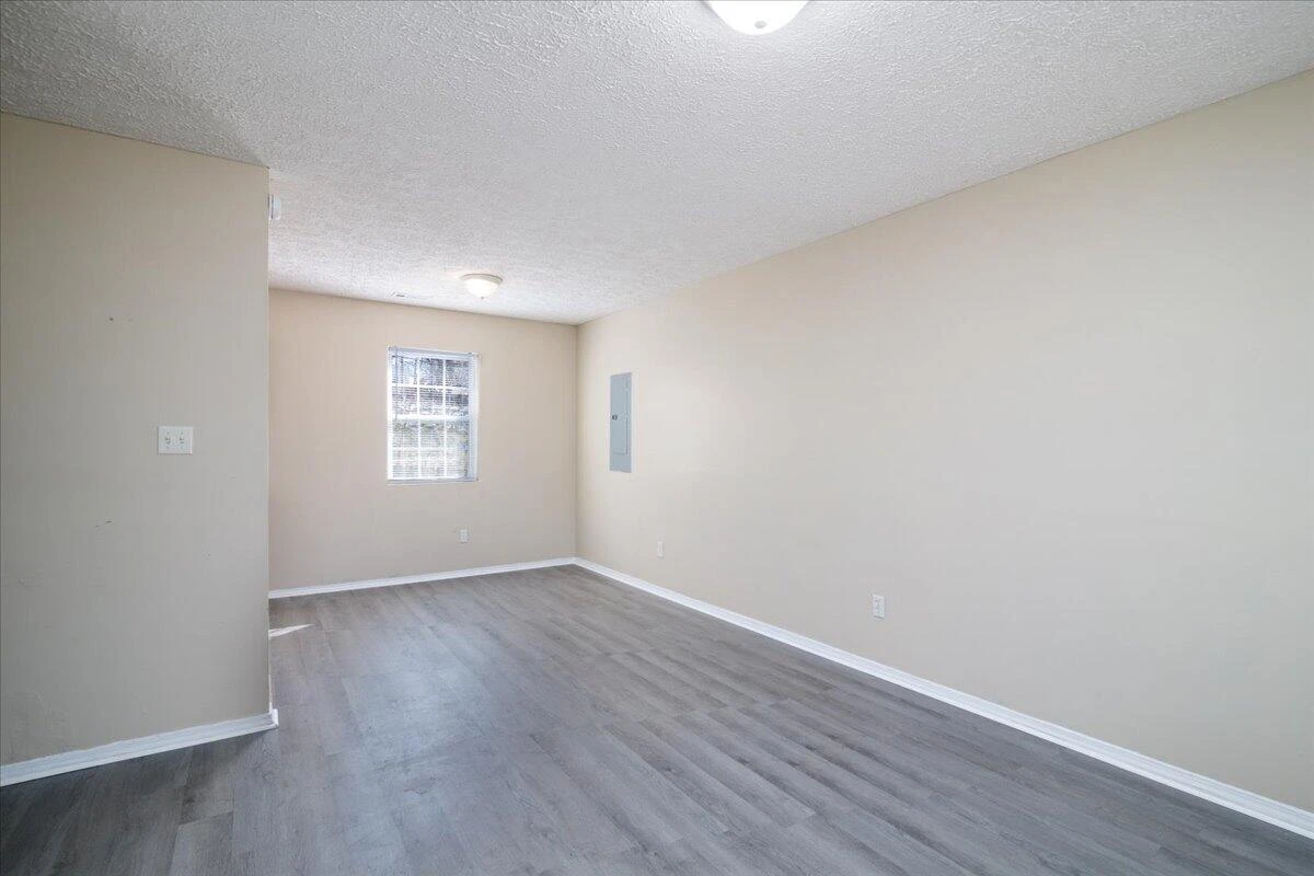1819 Templeton AVE - Photo 4