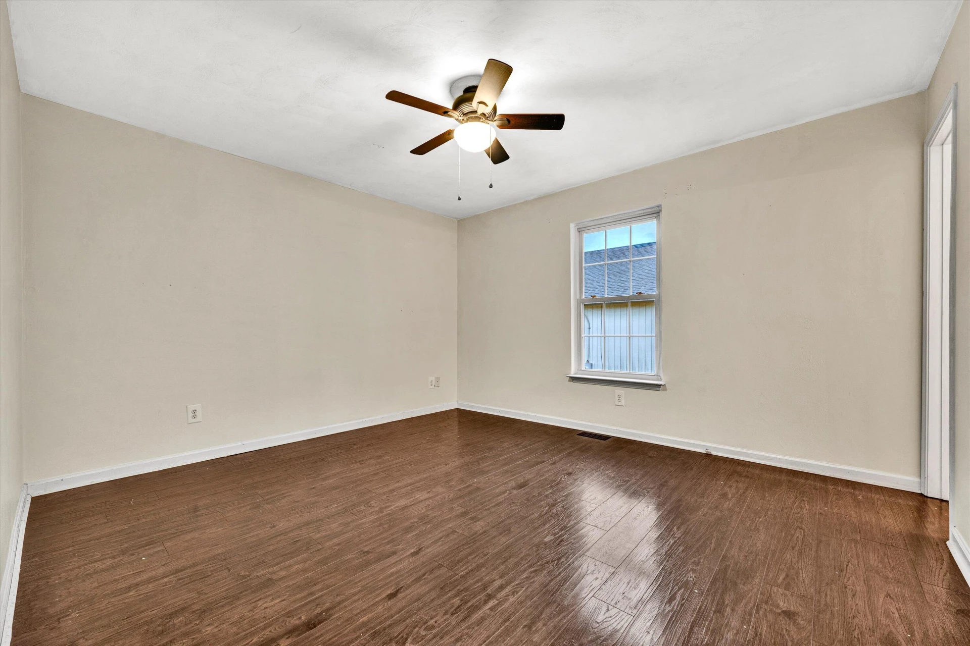 2610 King ST - Photo 18