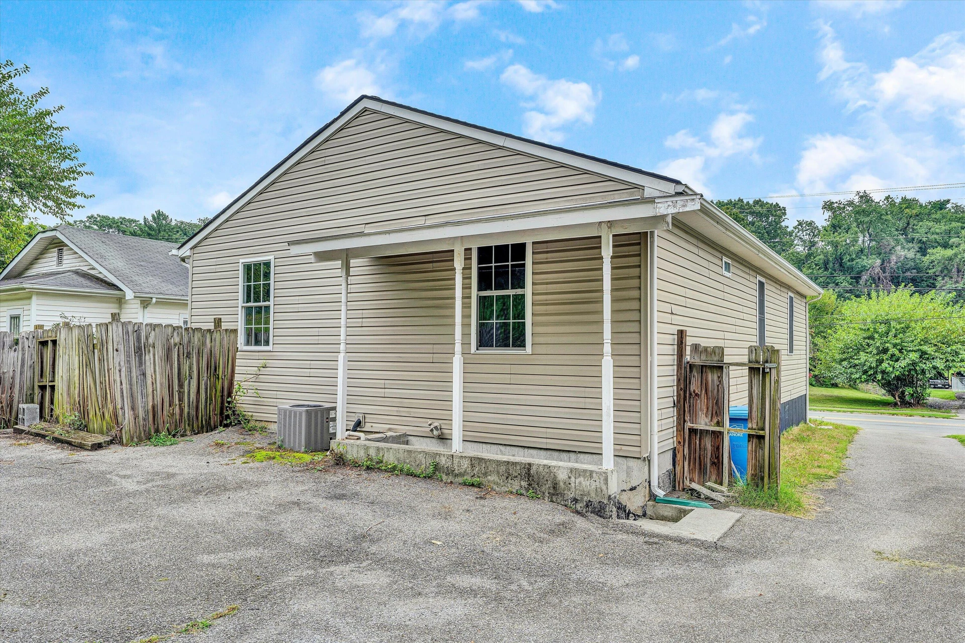 2610 King ST - Photo 40