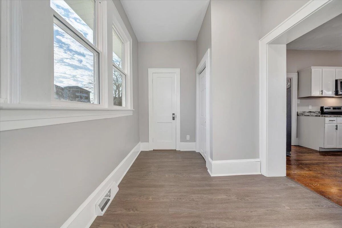 1612 Carroll AVE - Photo 14