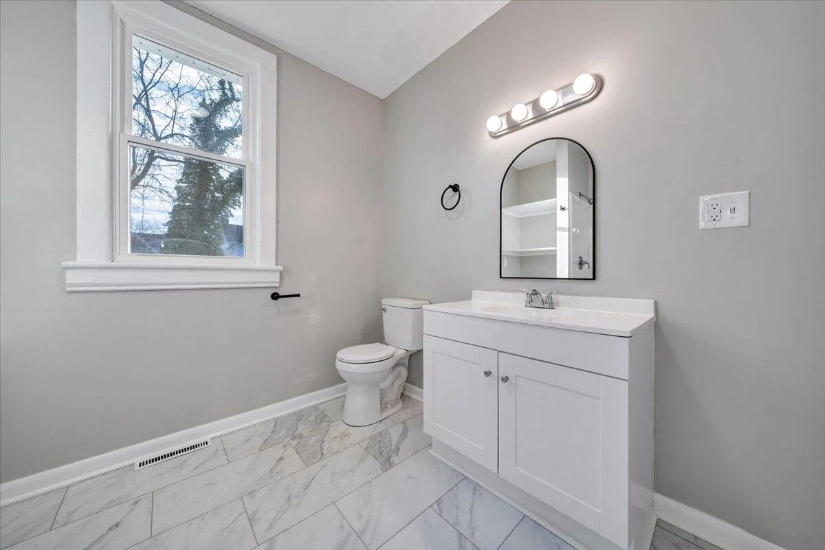 1612 Carroll AVE - Photo 17