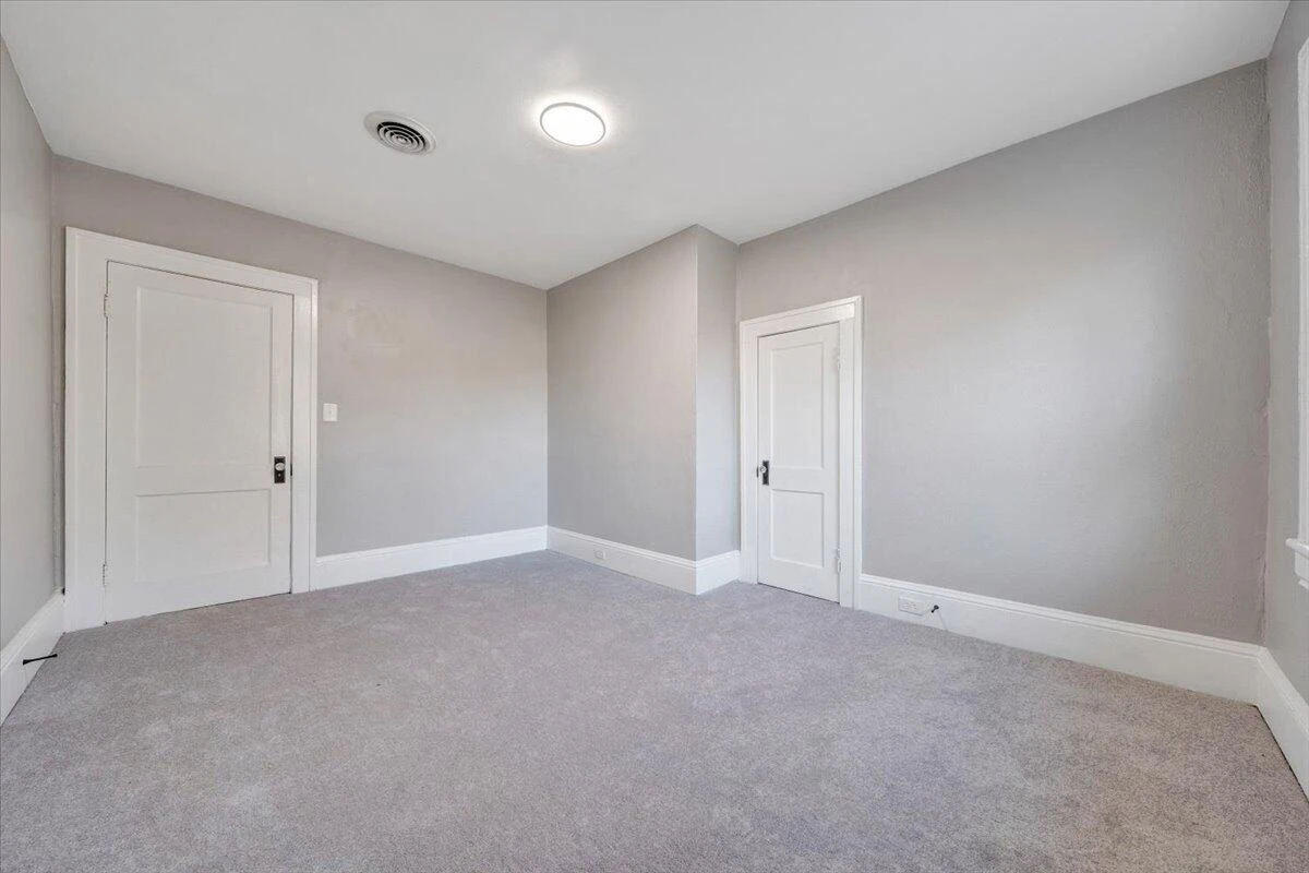 1612 Carroll AVE - Photo 21