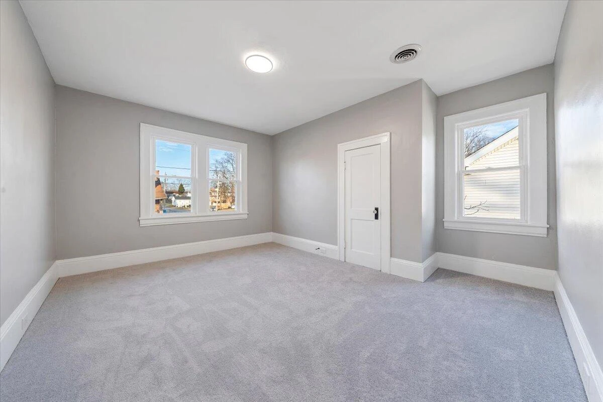 1612 Carroll AVE - Photo 22