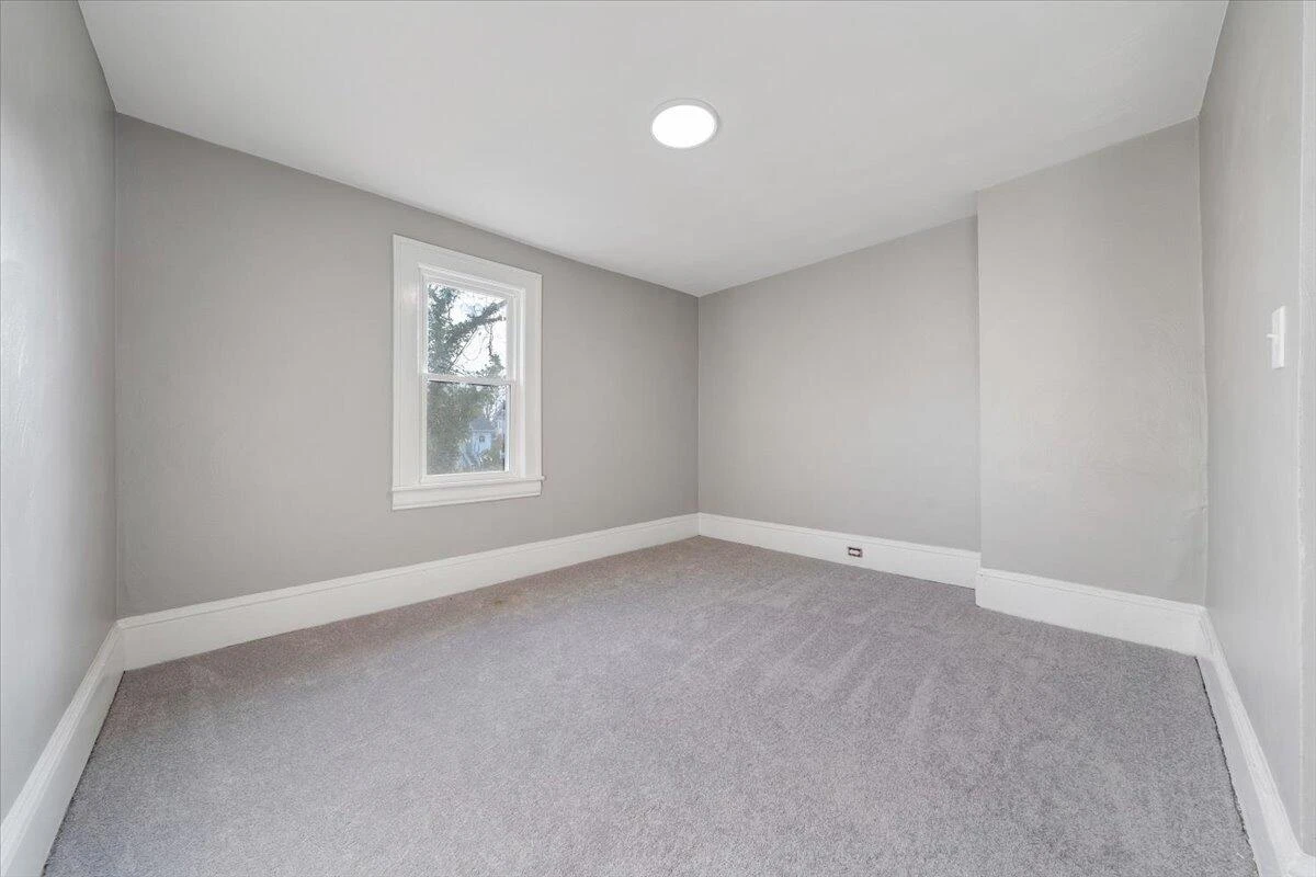 1612 Carroll AVE - Photo 24