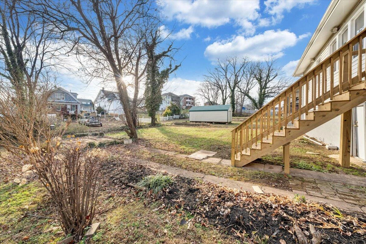 1612 Carroll AVE - Photo 31