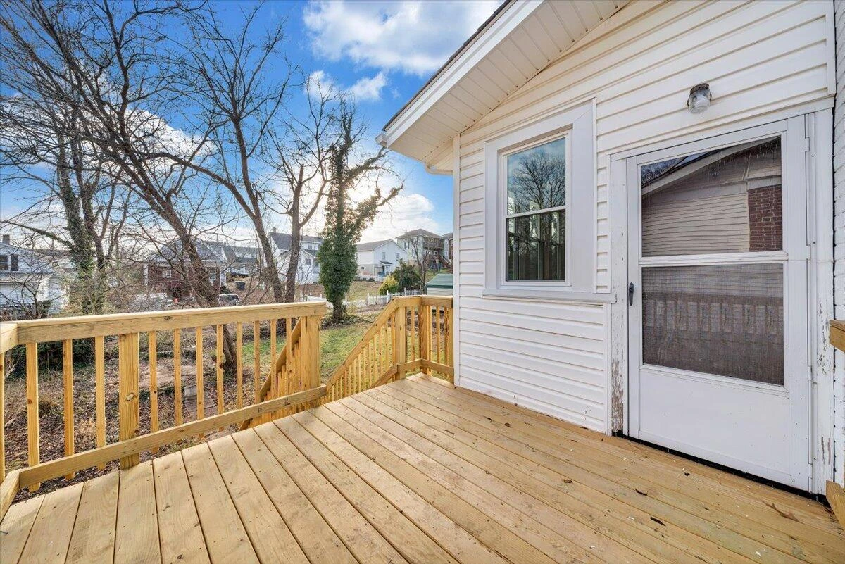 1612 Carroll AVE - Photo 36