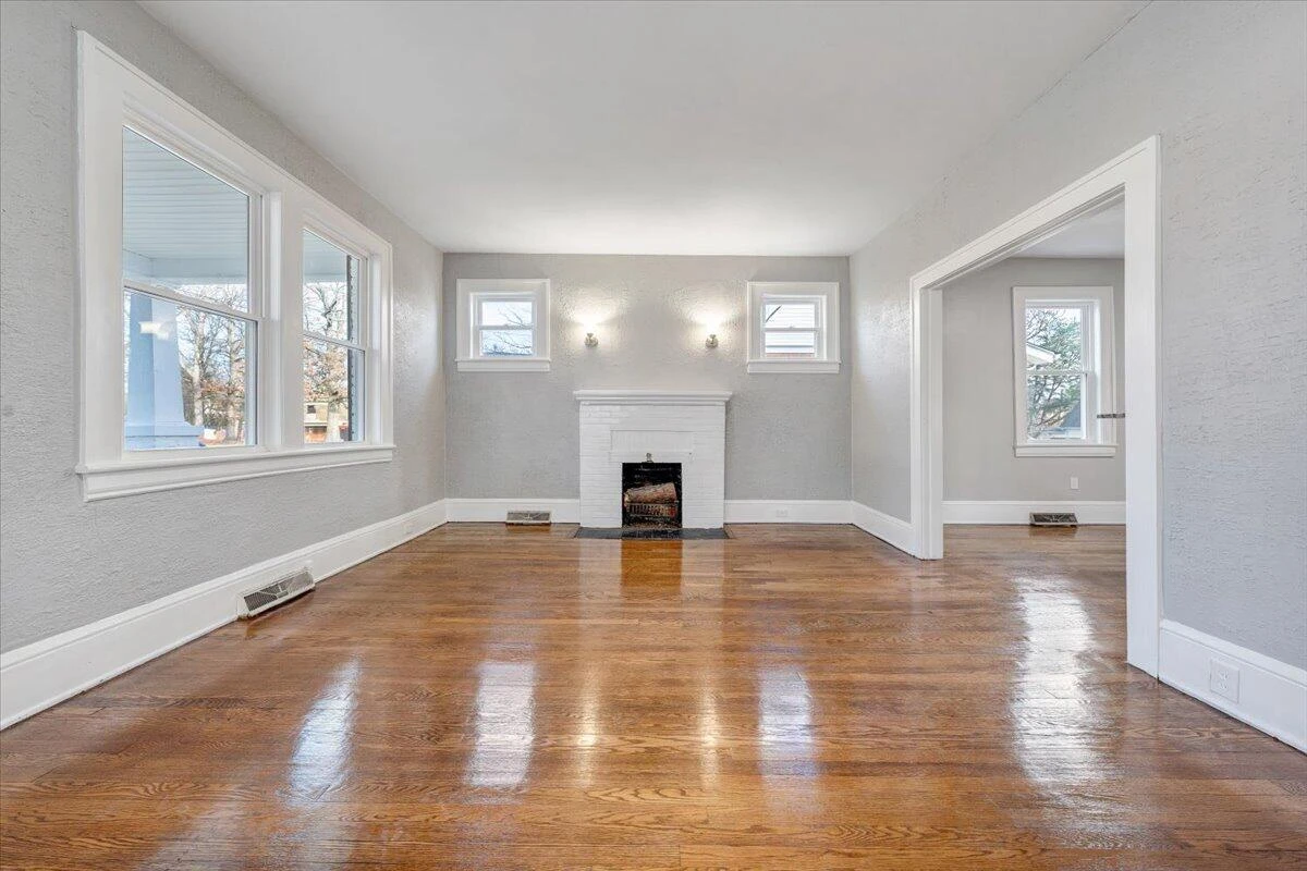 1612 Carroll AVE - Photo 7