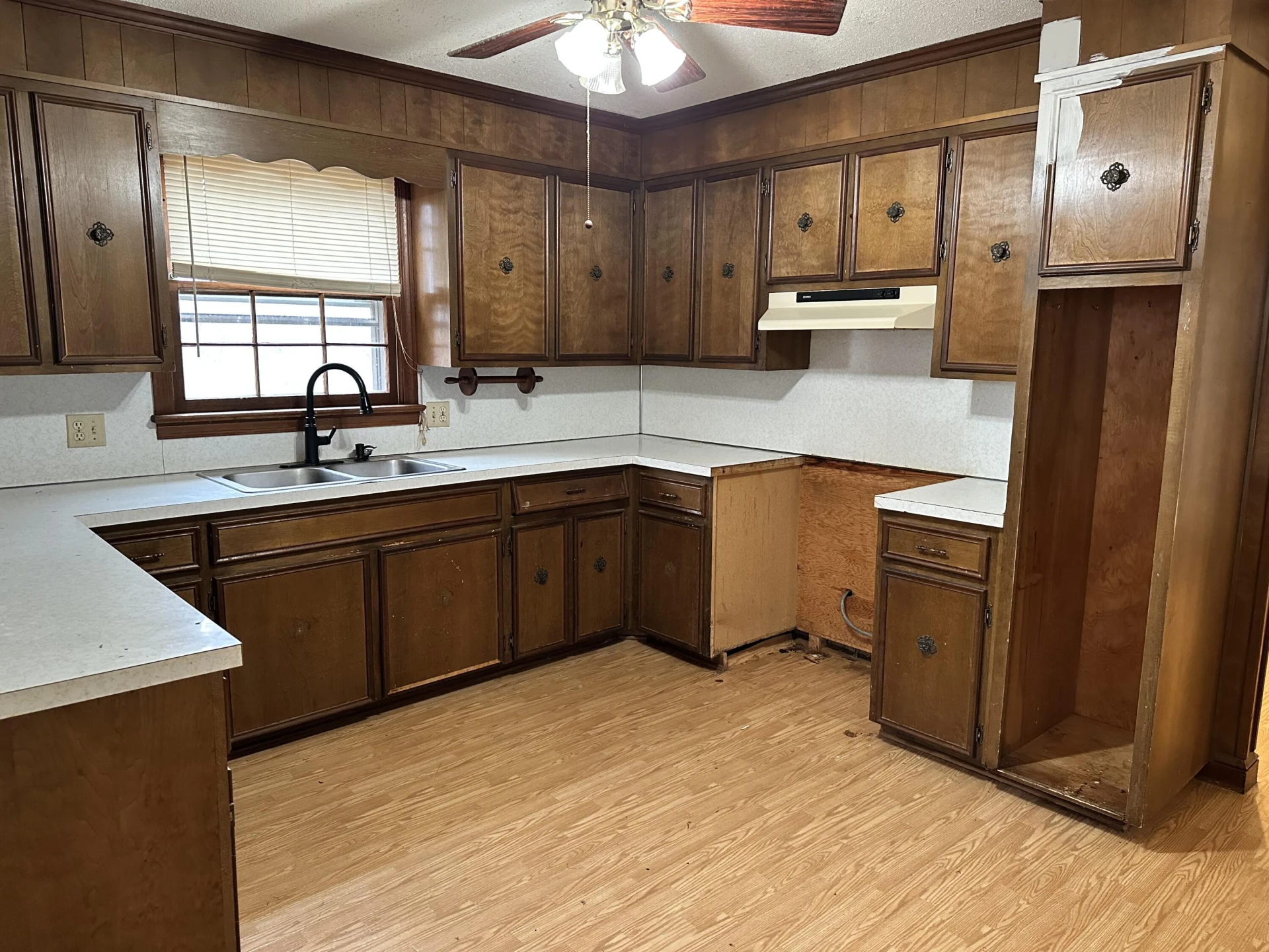 413 Patsy AVE - Photo 2