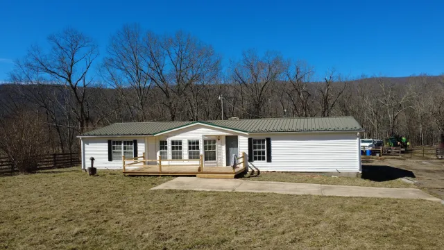 9210 Potts Creek RD, Covington, VA, 24426