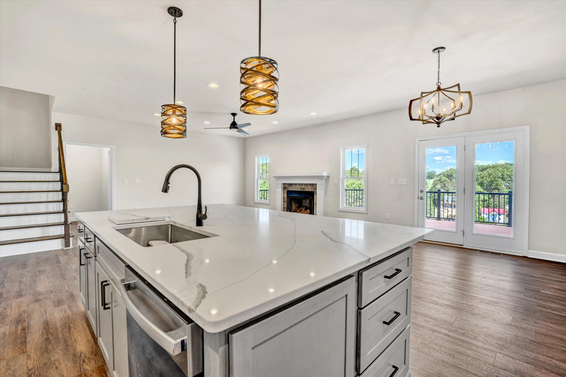 726 Ambler LN - Photo 10