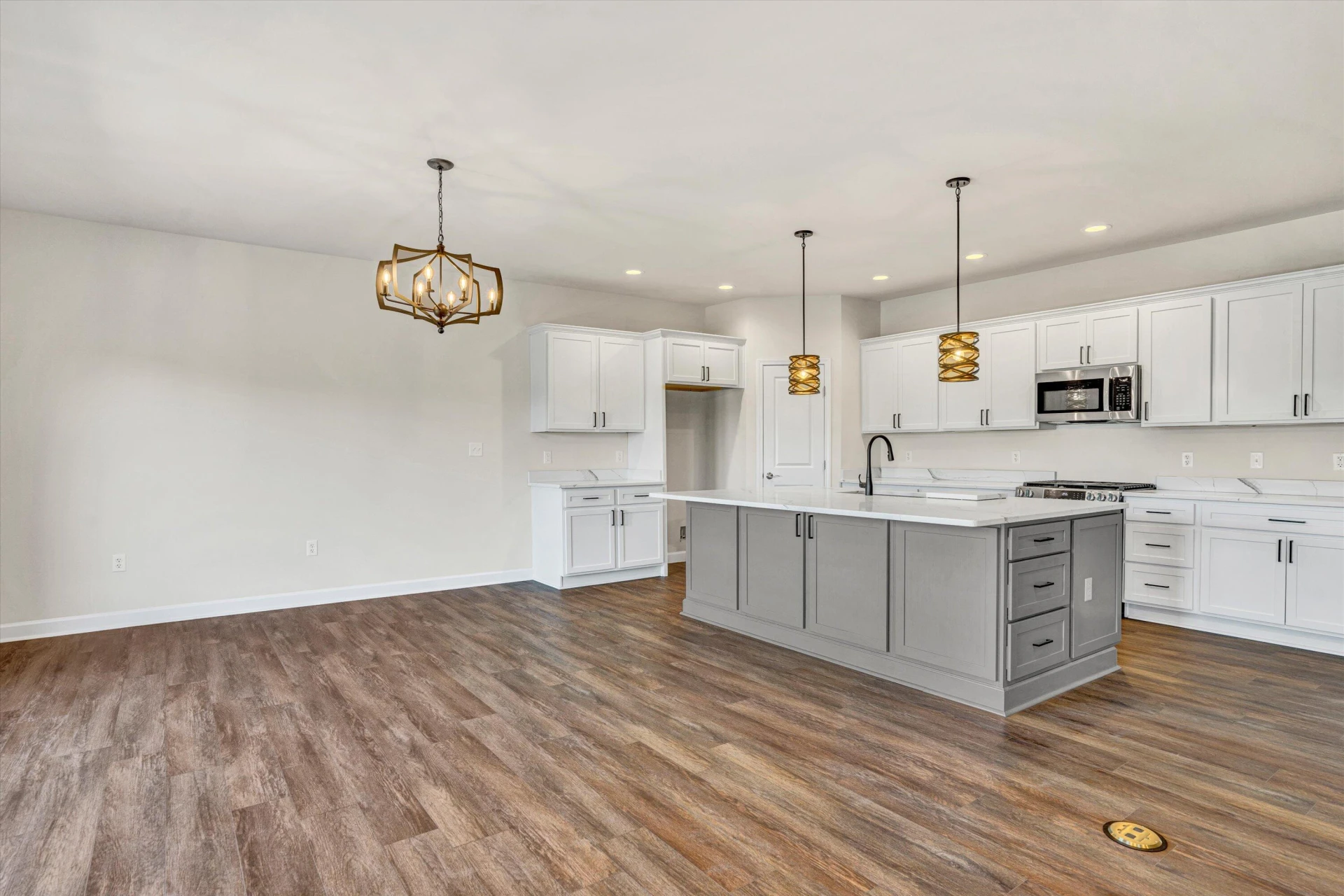726 Ambler LN - Photo 15
