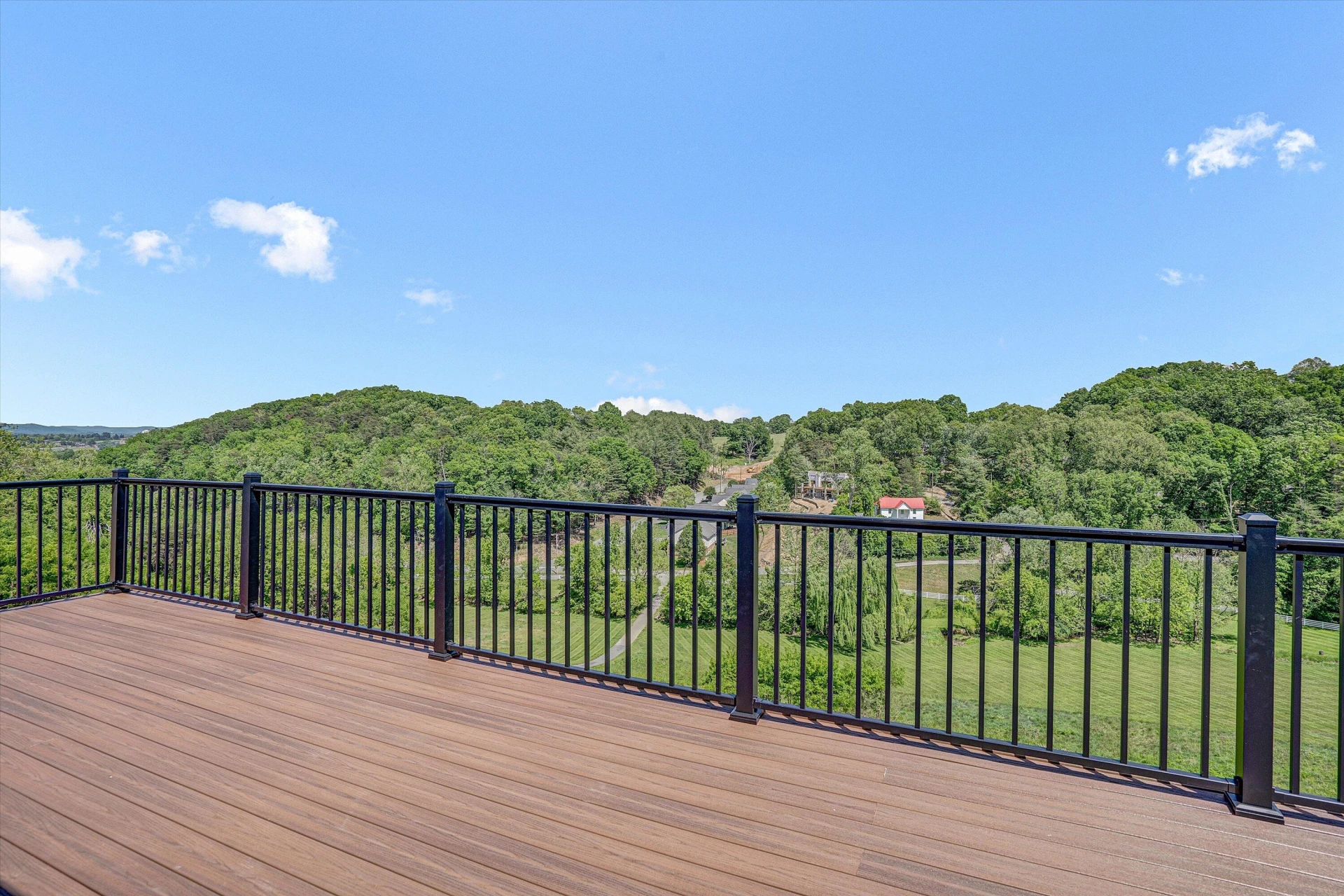 726 Ambler LN - Photo 16