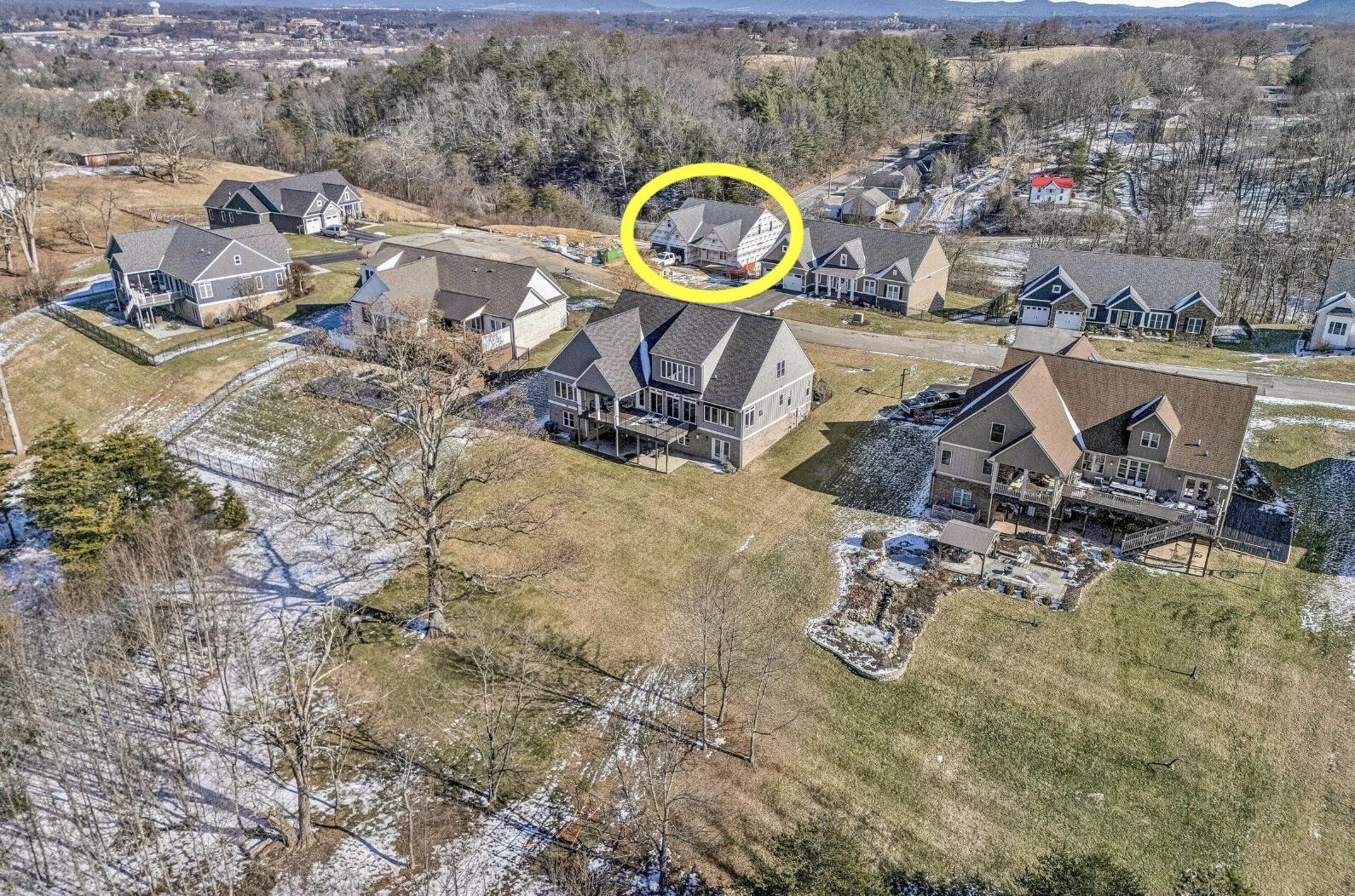 726 Ambler LN - Photo 38