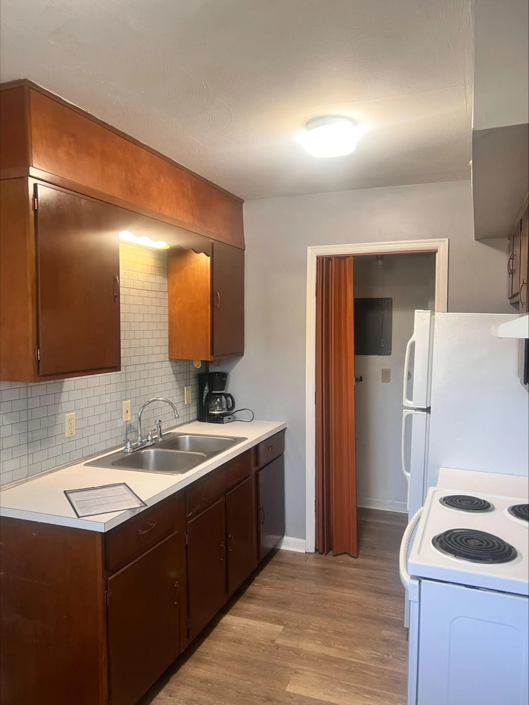 2114 Carvin ST - Photo 2