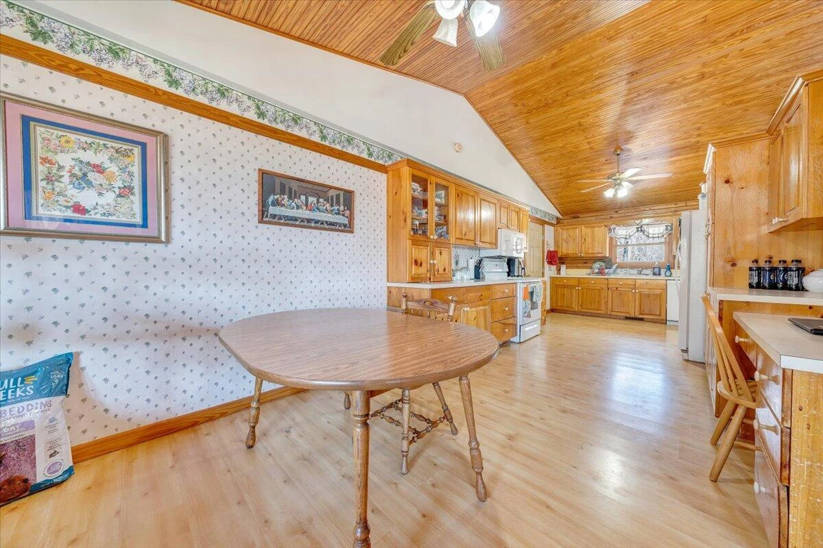 13120 Callaway RD - Photo 18