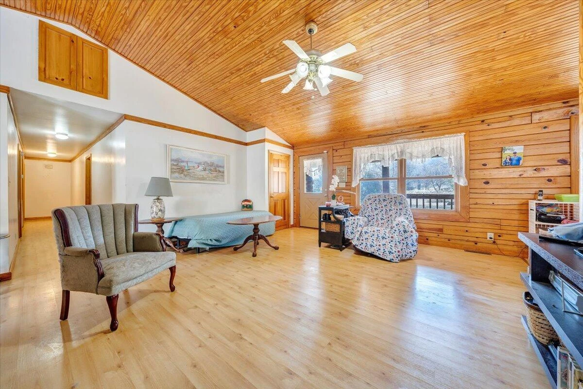 13120 Callaway RD - Photo 6