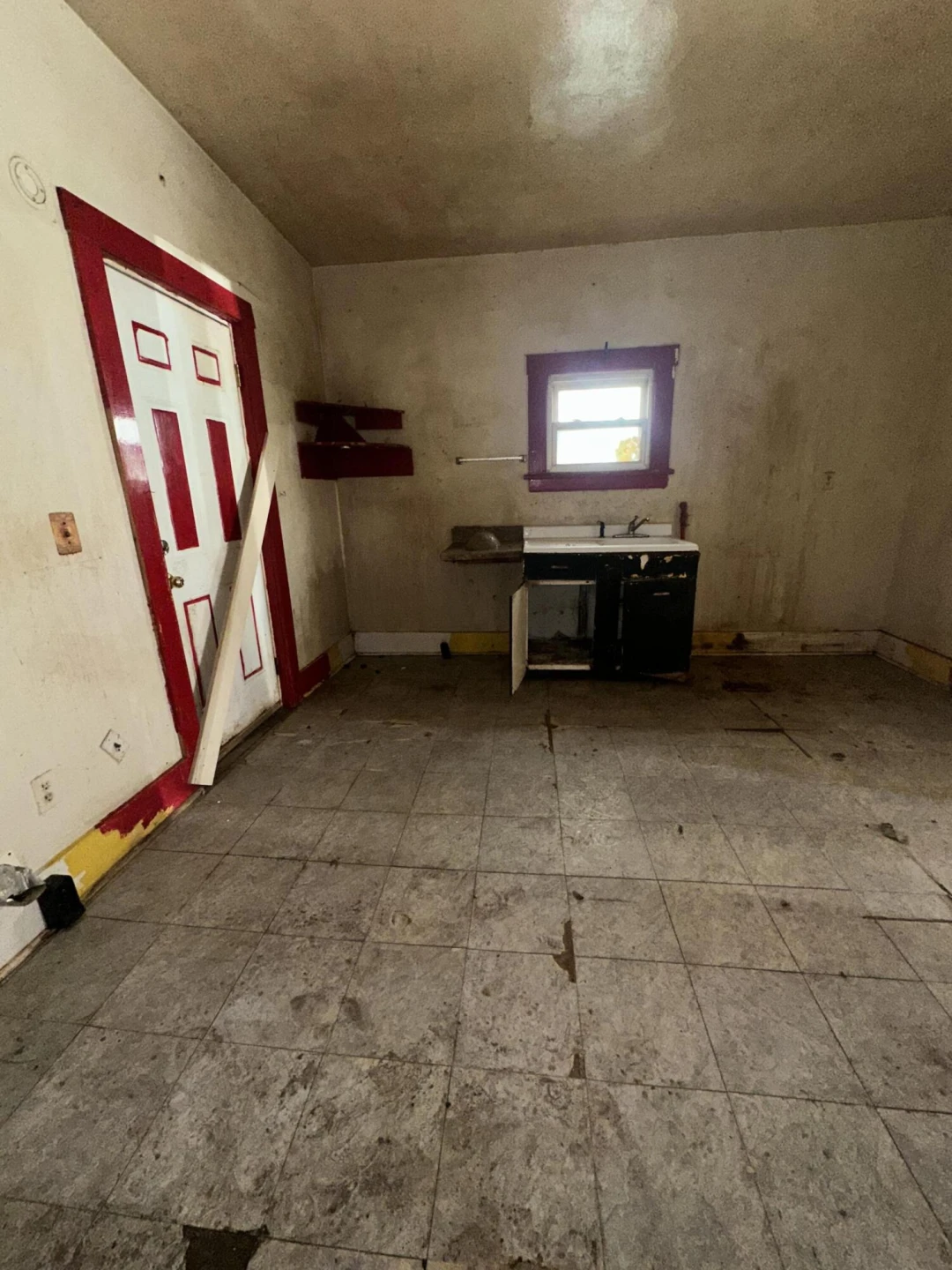 519 Rutherford AVE - Photo 6