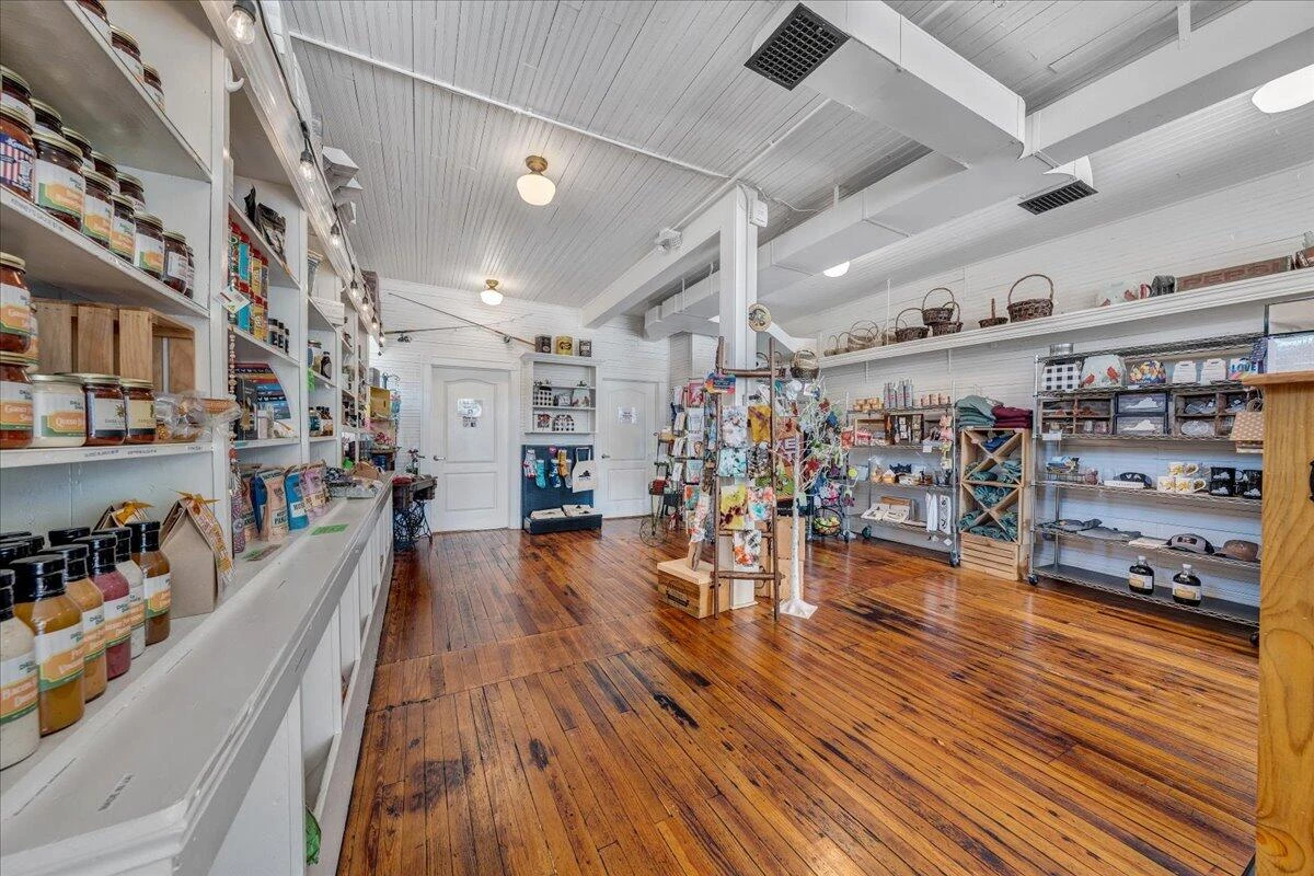 1511 Eddy AVE - Photo 13