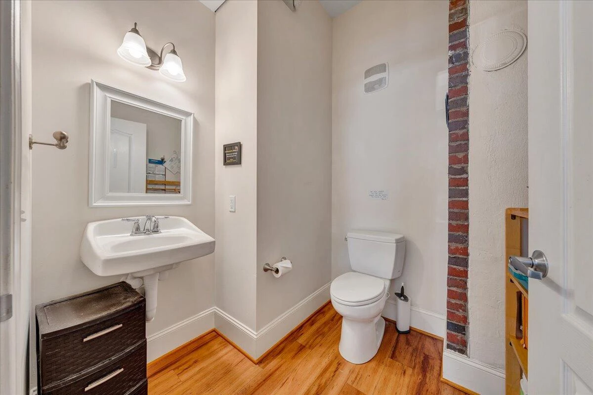 1511 Eddy AVE - Photo 19