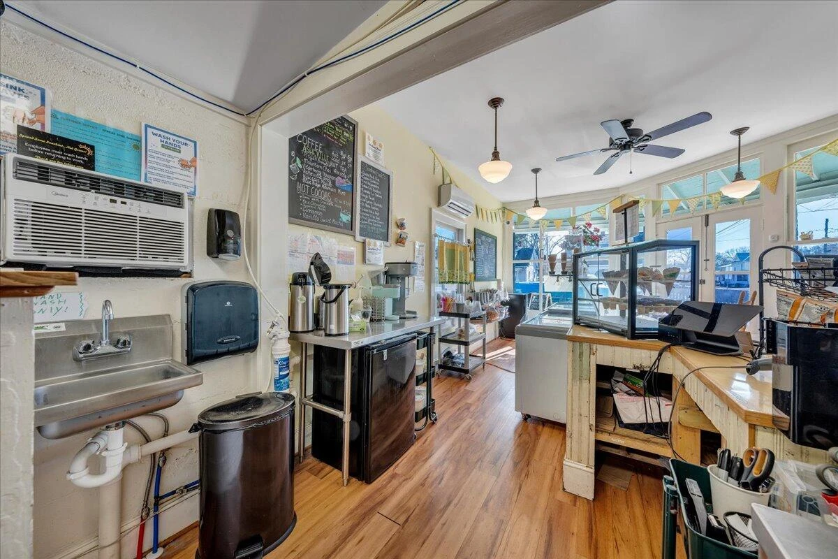 1511 Eddy AVE - Photo 26