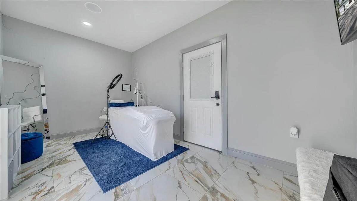 1422 Peters Creek RD - Photo 14
