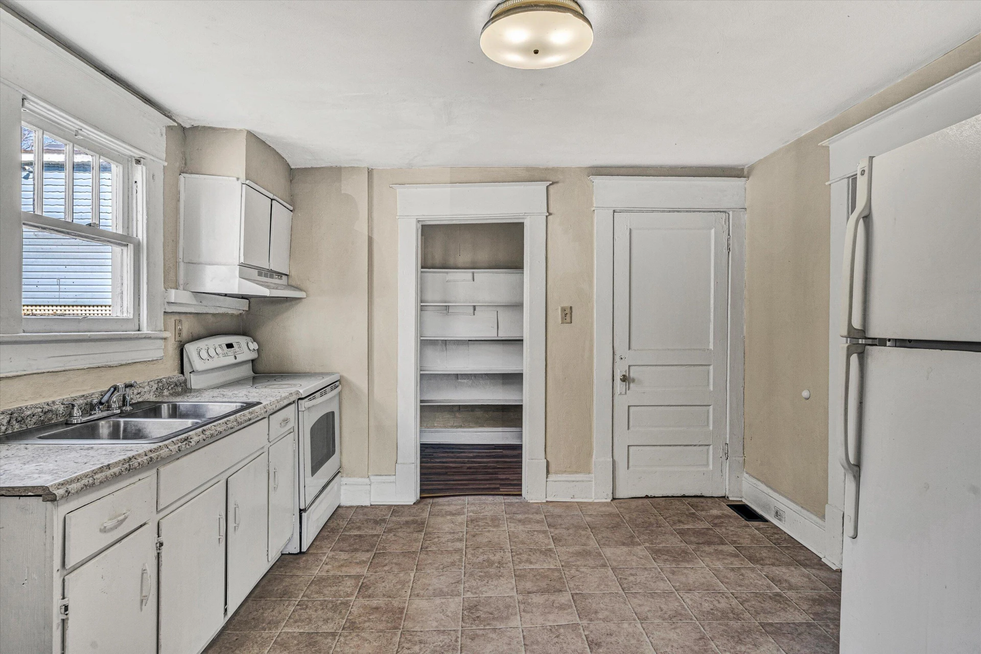 2315 Salem Tpke - Photo 12