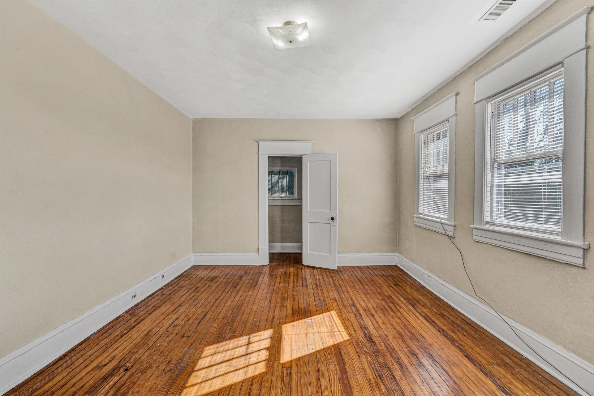 2315 Salem Tpke - Photo 15