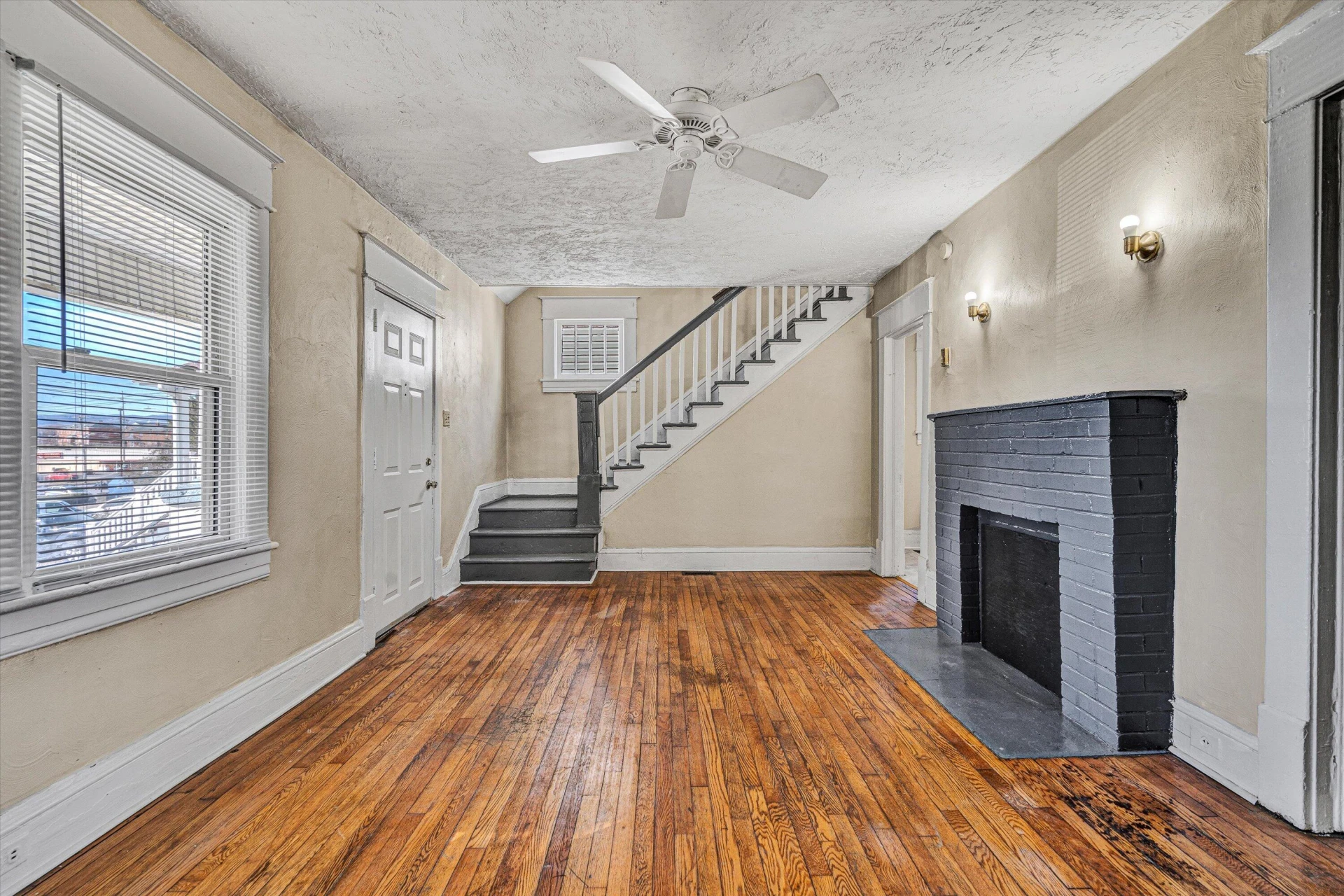 2315 Salem Tpke - Photo 5