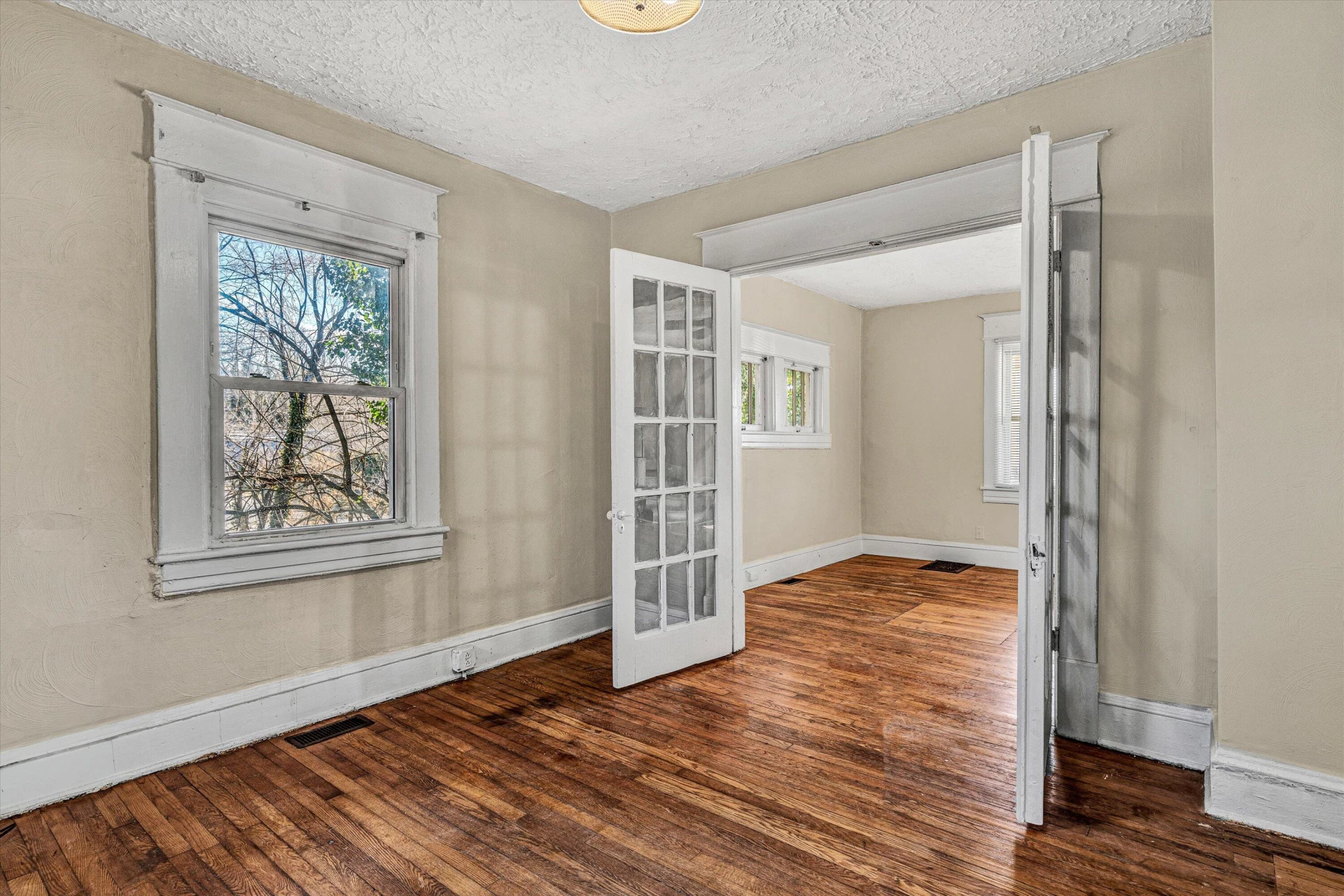 2315 Salem Tpke - Photo 8