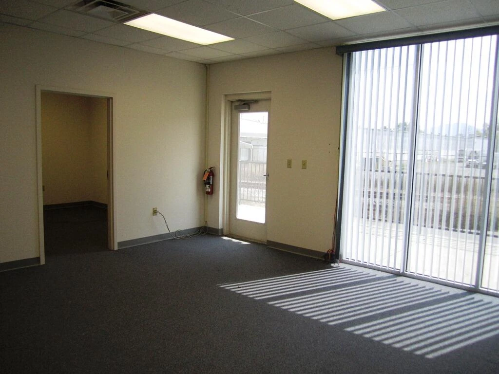 1342 Roanoke BLVD - Photo 12